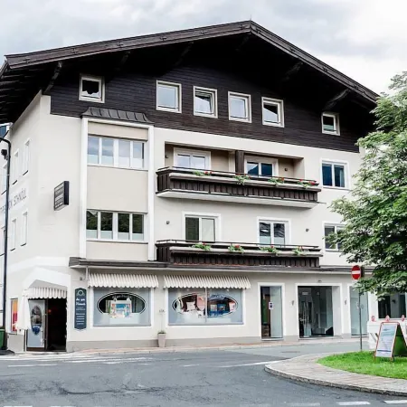 Alpine Apartements by Schnöll