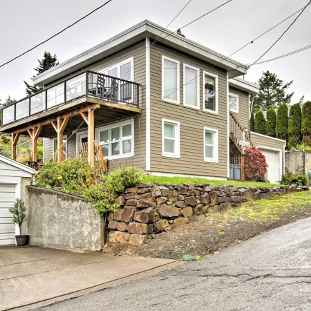 Exquisite Oceanside House w/ Pacific Views & Deck! Hotels in Oceanside