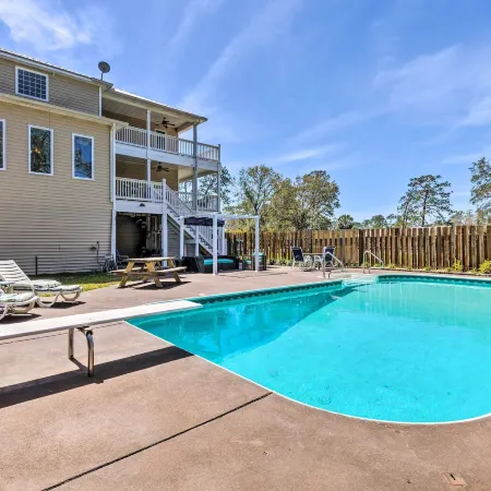 Gulf Shores Family Getaway! River View w/ Pool