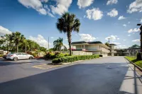 Motel 6 Lakeland, FL - parking