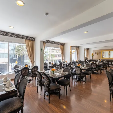 Hotel Jose Antonio Отели рядом с достопримечательностью «Парк Амор»