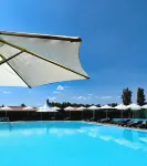 Natura Resorts - piscina