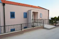 B&B Zora Panoramic View