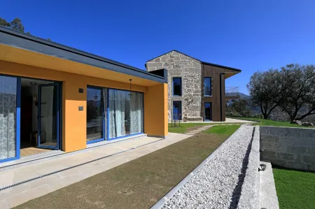 Quinta Ecológica da Peneda Agroturismo by Peneda Ecofarm Отели в г. Аркуш-ди-Валдевеш