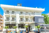Hotel Antares - Beach
