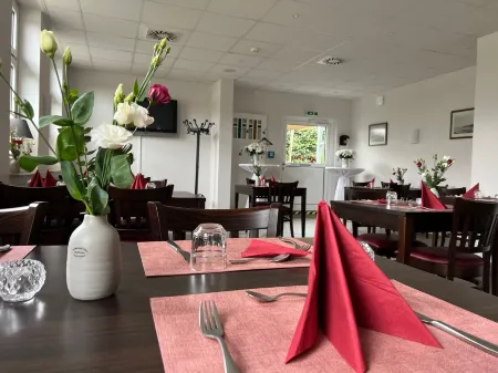 Schröders Gästehaus Отели в г. Зильберштедт