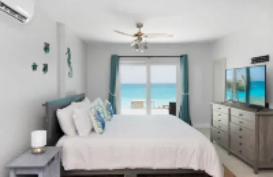 Indigo House - The Coolest House On Exuma のホテル