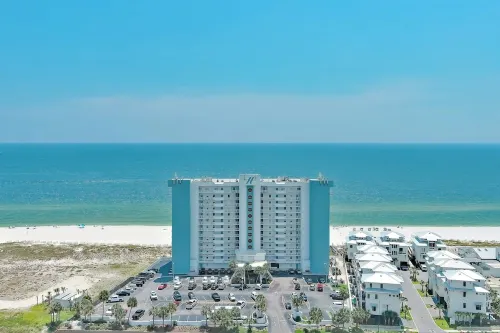 Fantastic Updated 2Br/2BA Beachfront Getaway at Summerchase! - 4-Star