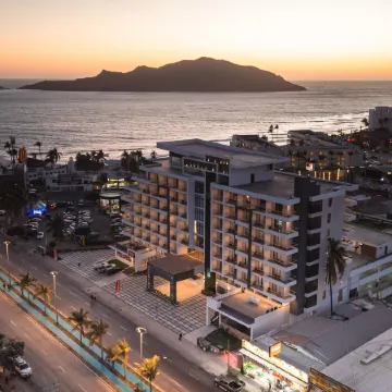 High Garden Grand Hotel