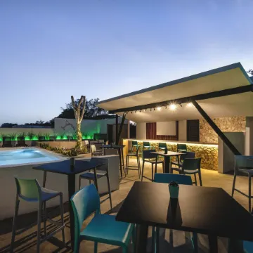 Hotel Kuxtal