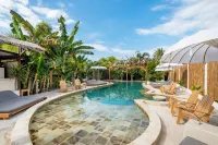 Gili Teak Beach Front Resort Hotel a Lombok