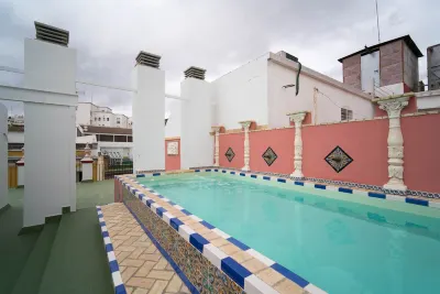 Apartamentos Abreu Suites Отели в г. Casco Antiguo