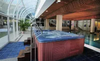 Rydges Canberra - spa