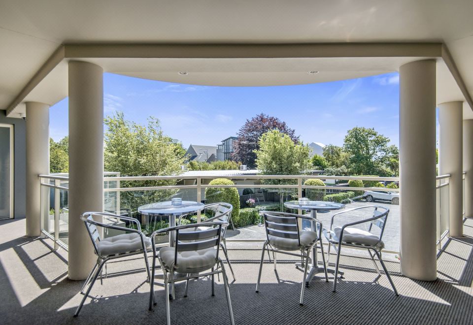 콜롬보 인 더 씨티의 넓은 객실 공간