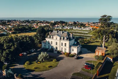 Domaine de La Gressière Hotels in 