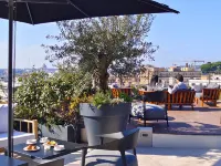 Triviho Hotel Hotels near Sacred Road