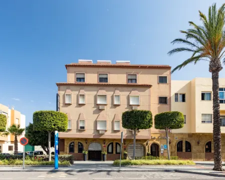 Hostal la Costa Hoteles en El Ejido