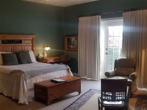 Downtown Guest Quarters Hotel