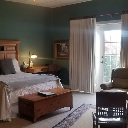 Downtown Guest Quarters Hotel