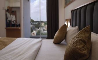 Hotel The Grand Shiva