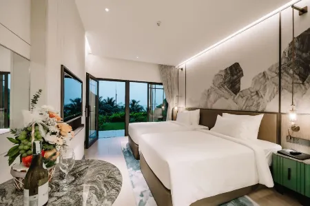 The May Legend Catba Отели рядом с достопримечательностью «Cat Co Beach»