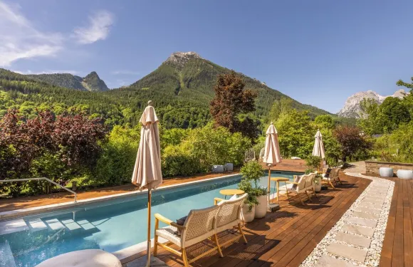 雷勒格博格酒店