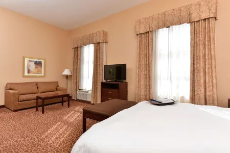 Hampton Inn & Suites by Hilton Edmonton International Airport
