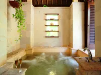 Pool Villa Merumatta Senggigi - Villas