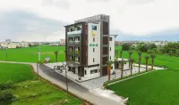 Urban Oasis Inn