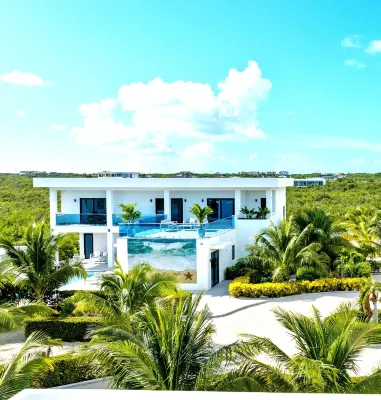 Sun Lux Villas