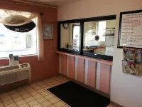 Travelodge by Wyndham Albuquerque West