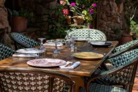 Domaine Pozzo di Mastri Hotels in Figari