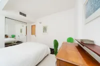 City Escape with Homey Vibes โรงแรมใน
