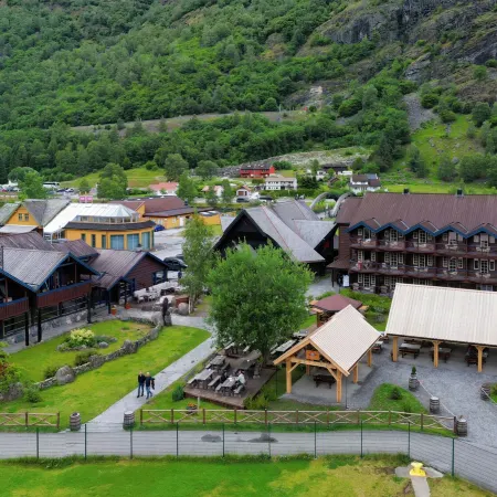 Flåmsbrygga Hotel Отели в г. Город Флом