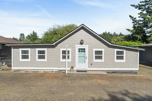1/2 Mi to Ocean: Copalis Beach Hideaway! - Wi-Fi