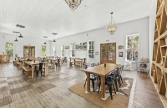 Camp Comfort Hotels in Comfort