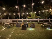 Ocean and Mountain Views - Beautiful Island Sanctuary Hotels in Hauula