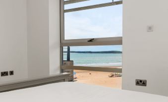 Sea Breeze - Spectacular Sea Views
