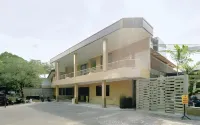 Hotel Aloha Malang Hotel dekat Lapangan Rampal