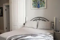 The Blue Belle: Downtown, WKU, Hospital & Parks