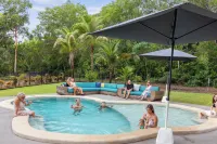 Oasis by Anglers Choice فنادق في Dundee Beach