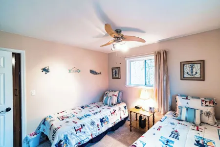 Osage Beach Getaway Lake Views Pet Friendly!