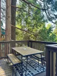Charming 4-bedroom house with AC and WiFi in awesome Crestline