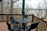 Tranquil Cabin on Barren River Lake