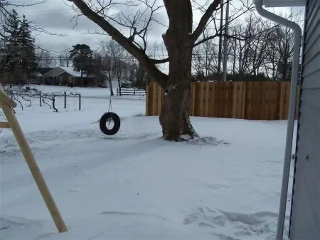 Farmhouse in the vineyards! Sleeps 8!