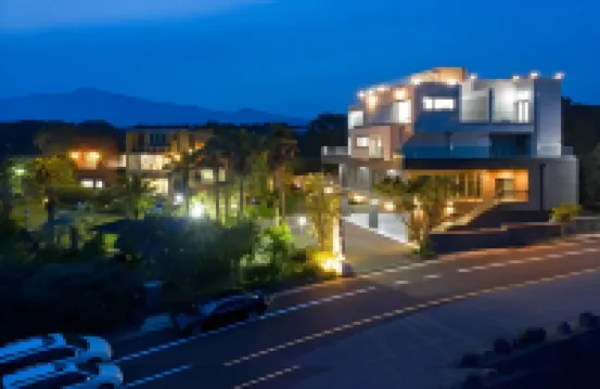 Seogwipo Dongbaek Beach Pension