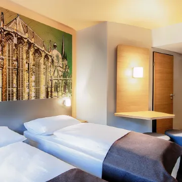 B&B HOTEL Aachen-City