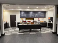 Hampton Inn & Suites Raleigh Downtown - sarapan