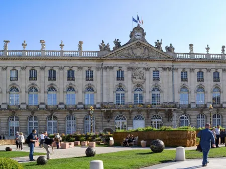 greet Hotel Nancy Sud Отели в г. Удемон