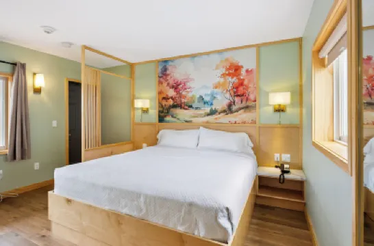 Greenview Inn Riverhead Hotels near Splish Splash